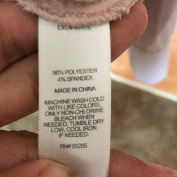 Express button down - Picture 3 of 4